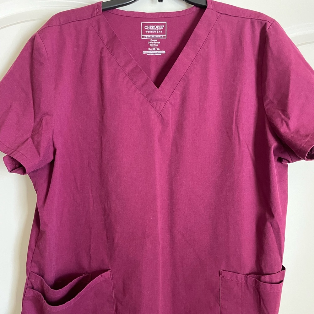 Cherokee Scrub Top